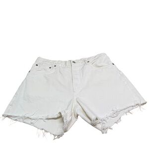 AGOLDE Parker distressed raw hem denim shorts in White Size 29.